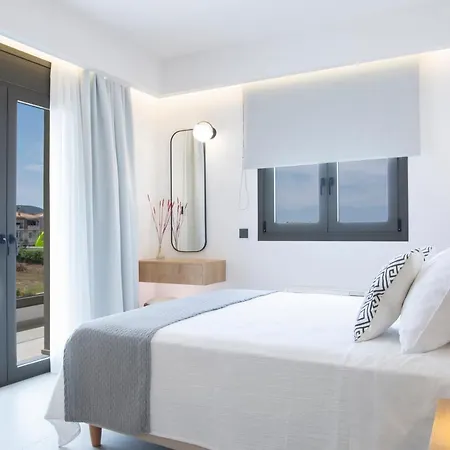 Achillion Hotel apartamentowy 4*