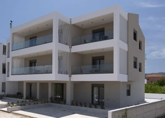 Achillion Aparthotel 4*