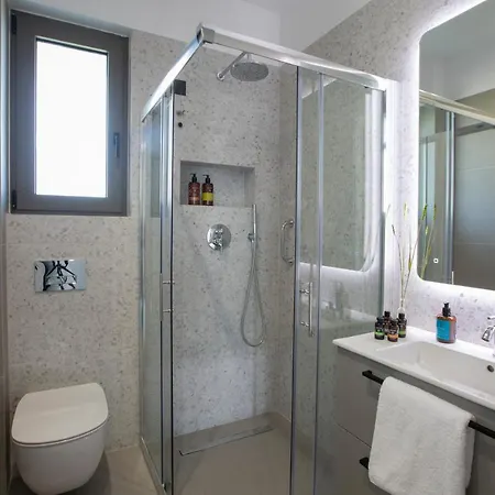 Achillion Hotel apartamentowy