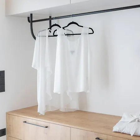 Hotel apartamentowy Achillion *
