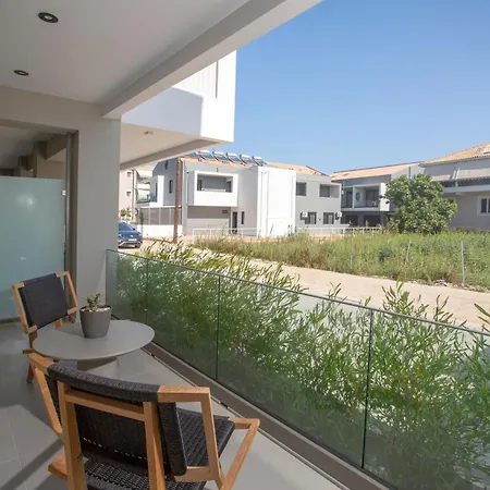 Achillion Aparthotel 4*